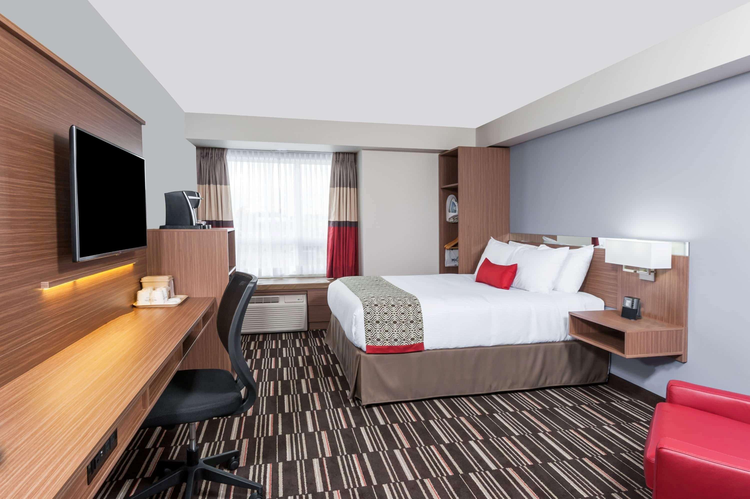 Microtel Inn & Suites By Wyndham Fort Saint John Fort St. John Экстерьер фото