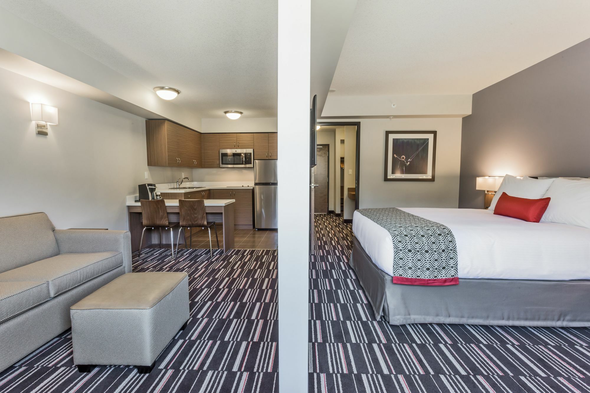 Microtel Inn & Suites By Wyndham Fort Saint John Fort St. John Экстерьер фото